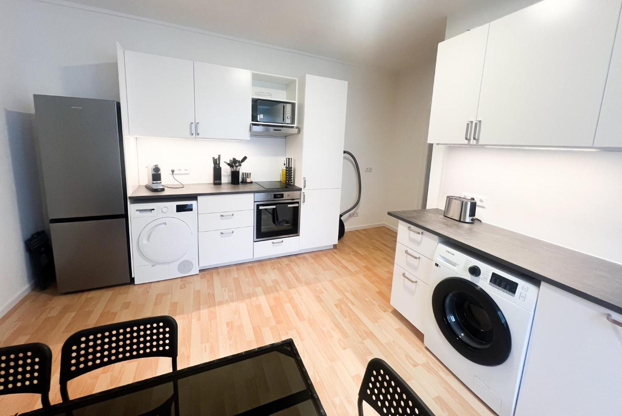 Vibehome Duesseldorf - Stadtmitte מראה חיצוני תמונה